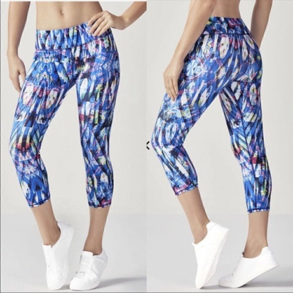 Fabletics Salar Capri Reef Cropped Leggings Small‎